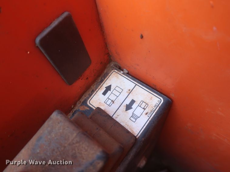 image for item DJ1944 2015 SkyTrak 8042  telehandler