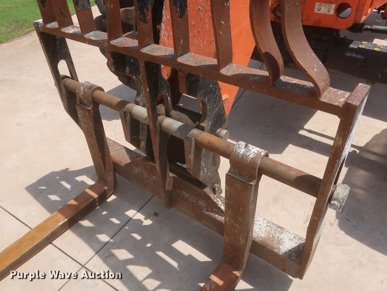 image for item DJ1944 2015 SkyTrak 8042  telehandler