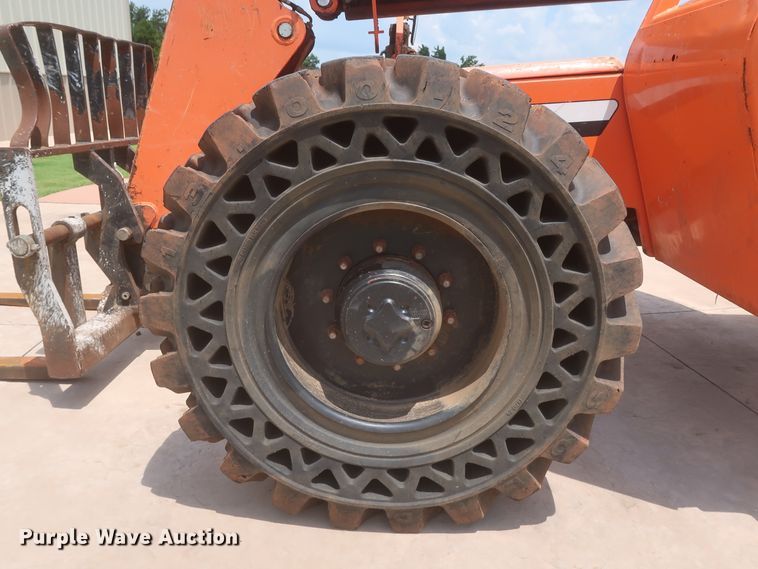 image for item DJ1944 2015 SkyTrak 8042  telehandler