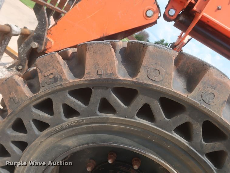 image for item DJ1944 2015 SkyTrak 8042  telehandler