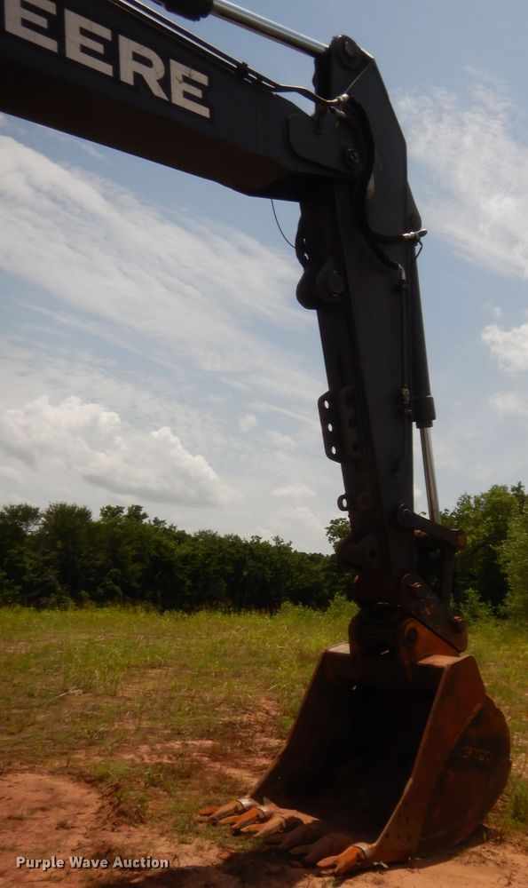 image for item DJ1945 2006 John Deere 350D LC  excavator