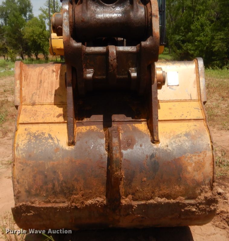 image for item DJ1945 2006 John Deere 350D LC  excavator