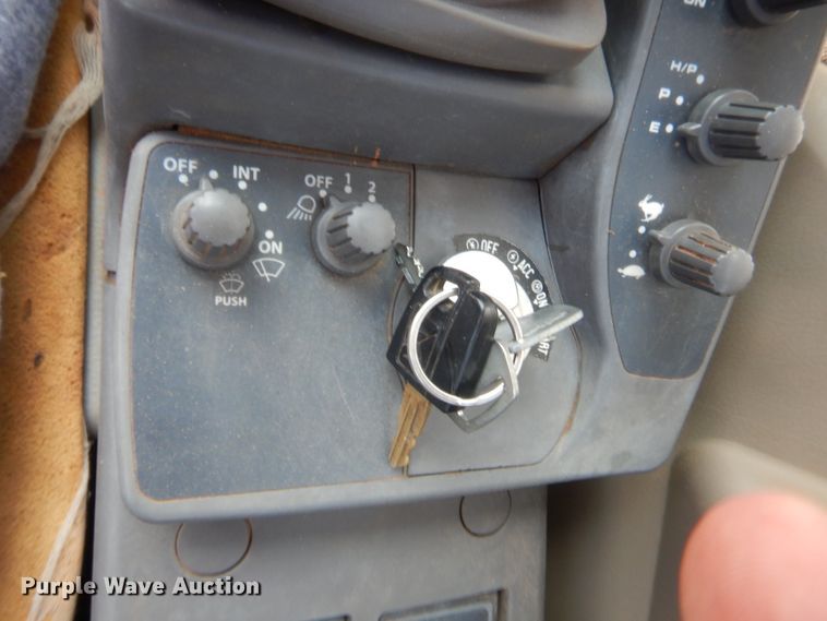 image for item DJ1945 2006 John Deere 350D LC  excavator