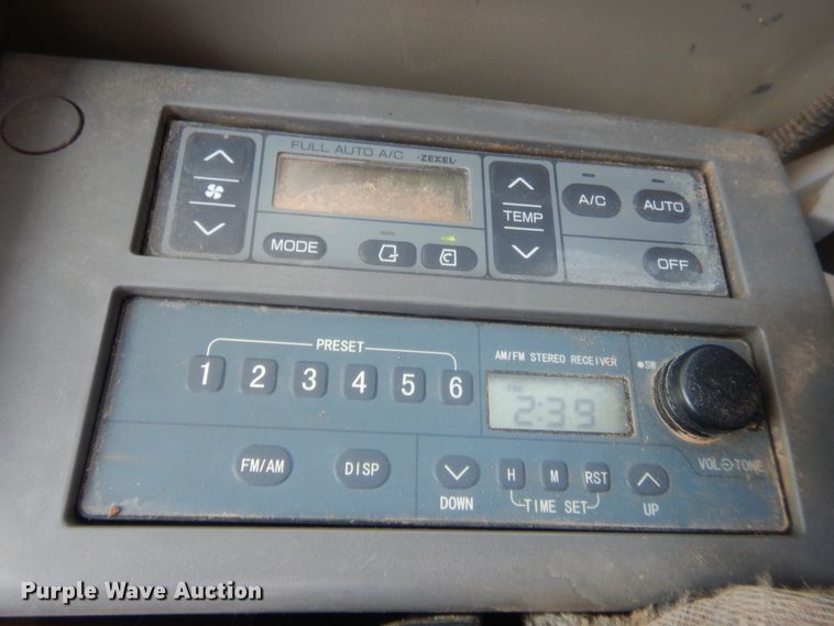 image for item DJ1945 2006 John Deere 350D LC  excavator