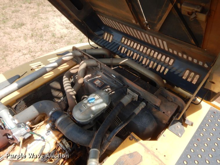 image for item DJ1945 2006 John Deere 350D LC  excavator