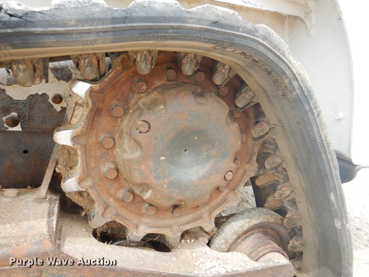 image for item DK5672 2015 Bobcat T450  tracked skid steer loader