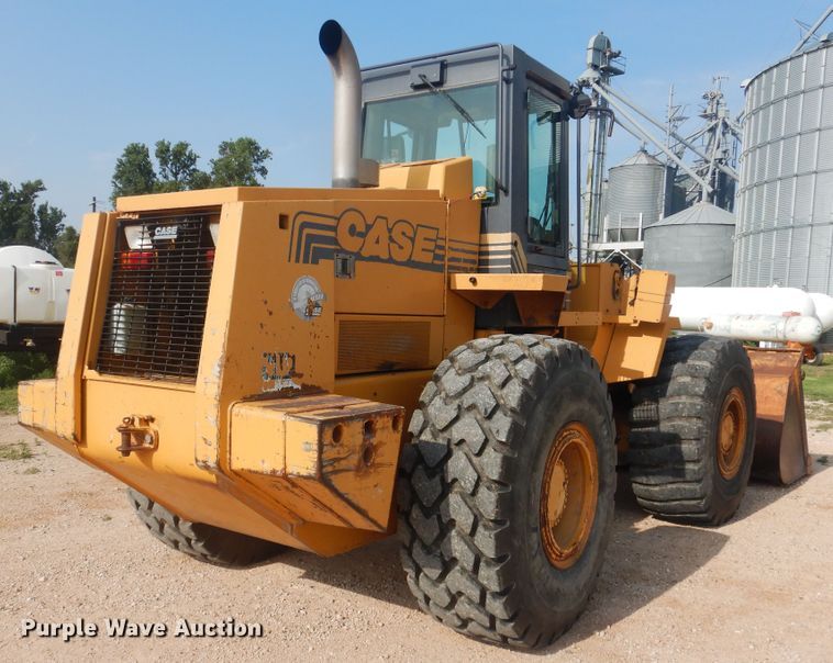 image for item DK8012 1997 Case 821B  wheel loader