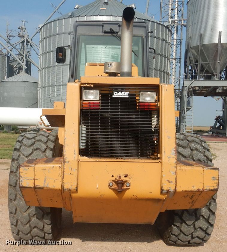 image for item DK8012 1997 Case 821B  wheel loader