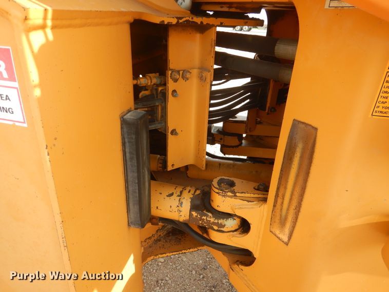 image for item DK8012 1997 Case 821B  wheel loader