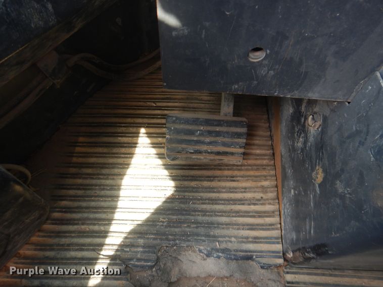 image for item DK8012 1997 Case 821B  wheel loader