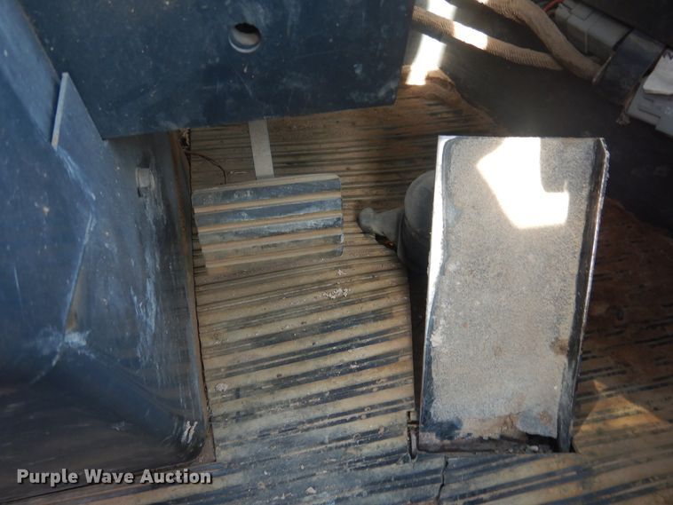 image for item DK8012 1997 Case 821B  wheel loader