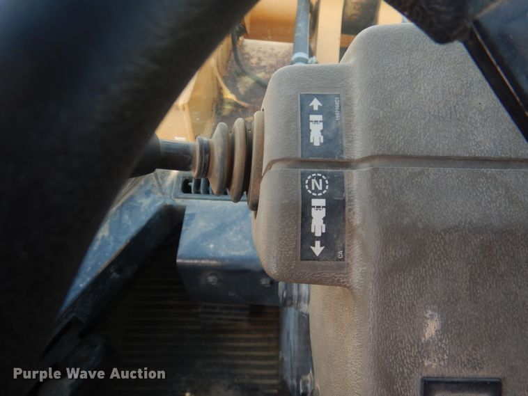 image for item DK8012 1997 Case 821B  wheel loader