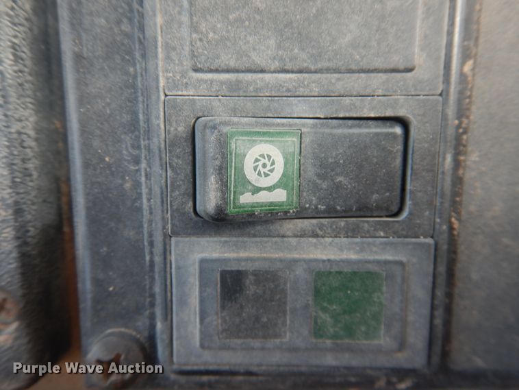 image for item DK8012 1997 Case 821B  wheel loader