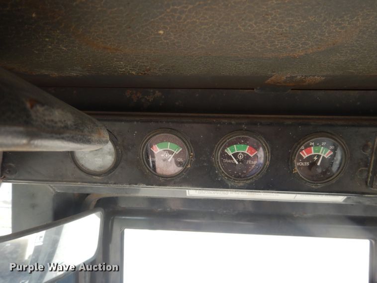 image for item DK8012 1997 Case 821B  wheel loader