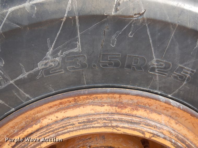 image for item DK8012 1997 Case 821B  wheel loader