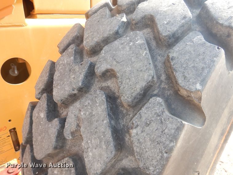 image for item DK8012 1997 Case 821B  wheel loader