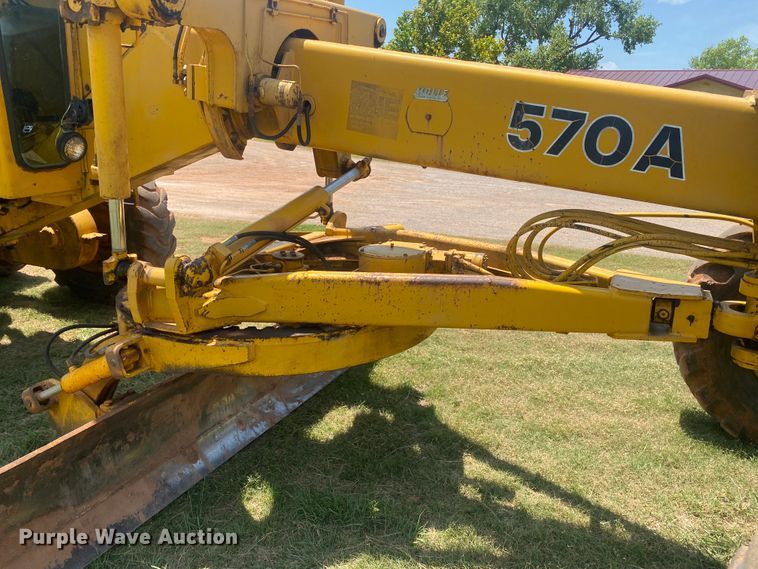 image for item DK8014 1978 John Deere 570A  rigid frame motor grader