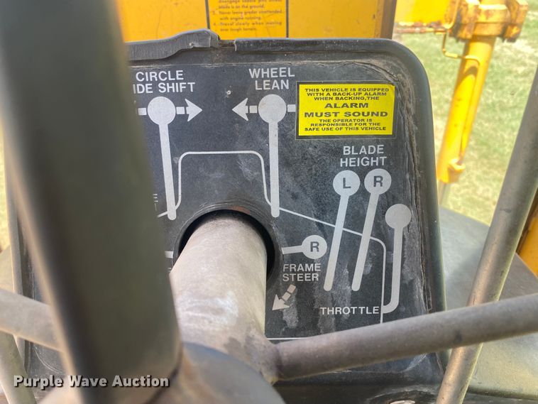 image for item DK8014 1978 John Deere 570A  rigid frame motor grader