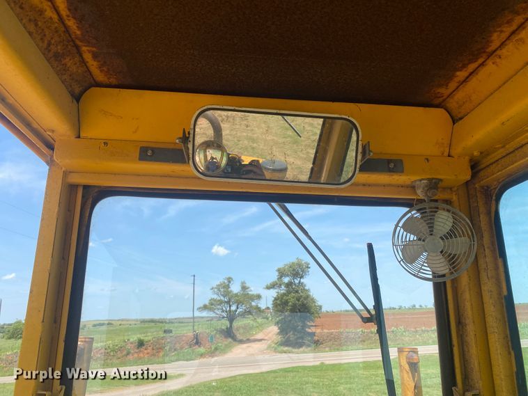 image for item DK8014 1978 John Deere 570A  rigid frame motor grader