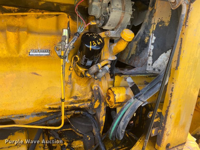 image for item DK8014 1978 John Deere 570A  rigid frame motor grader