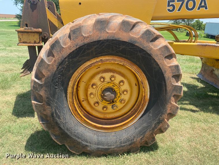 image for item DK8014 1978 John Deere 570A  rigid frame motor grader