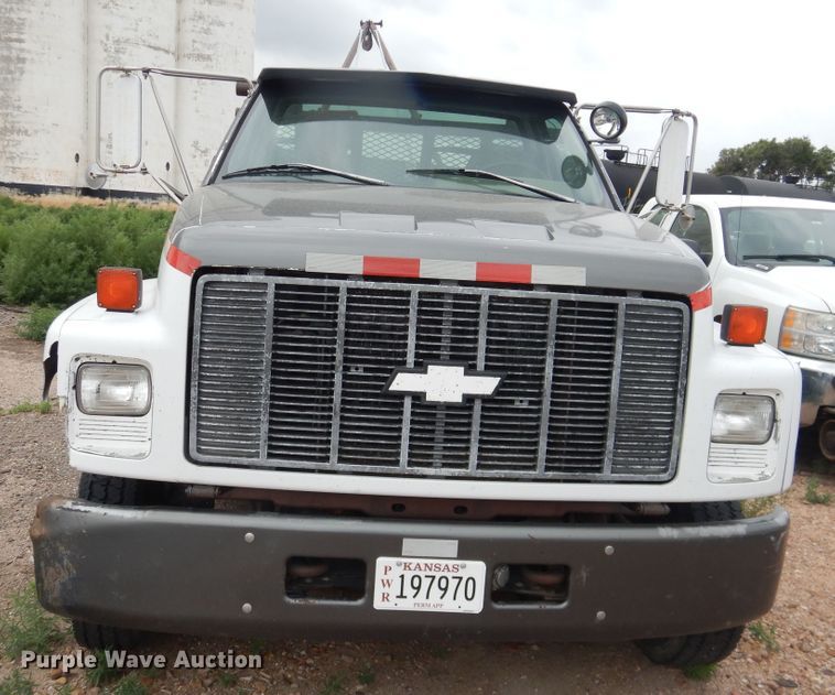 image for item DL0410 1995 Chevrolet Kodiak  winch truck