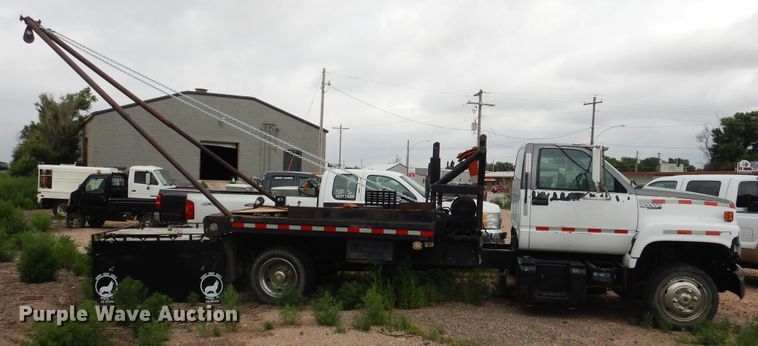 image for item DL0410 1995 Chevrolet Kodiak  winch truck