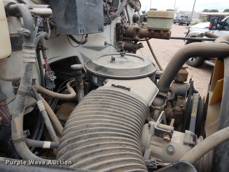 image for item DL0410 1995 Chevrolet Kodiak  winch truck