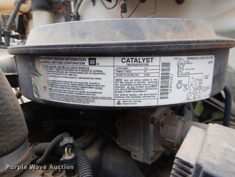 image for item DL0410 1995 Chevrolet Kodiak  winch truck