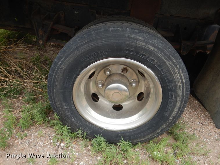 image for item DL0410 1995 Chevrolet Kodiak  winch truck