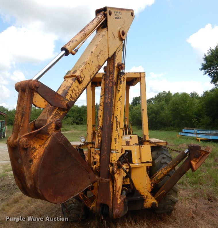 image for item DL0500 1972 Case 580B  backhoe