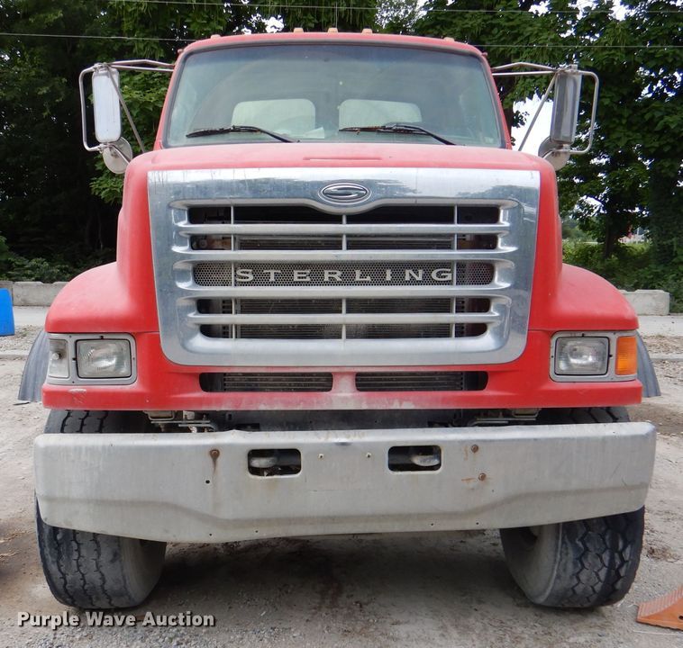 image for item DL3335 2006 Sterling LT8500  ready mix truck