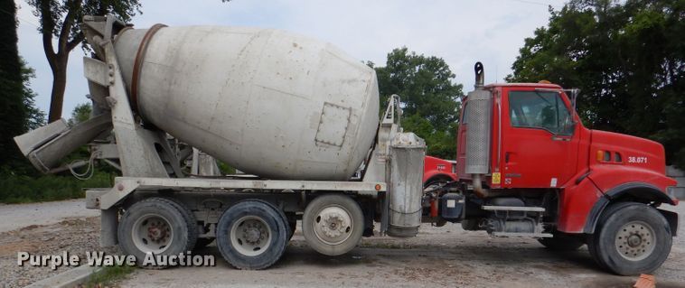 image for item DL3335 2006 Sterling LT8500  ready mix truck