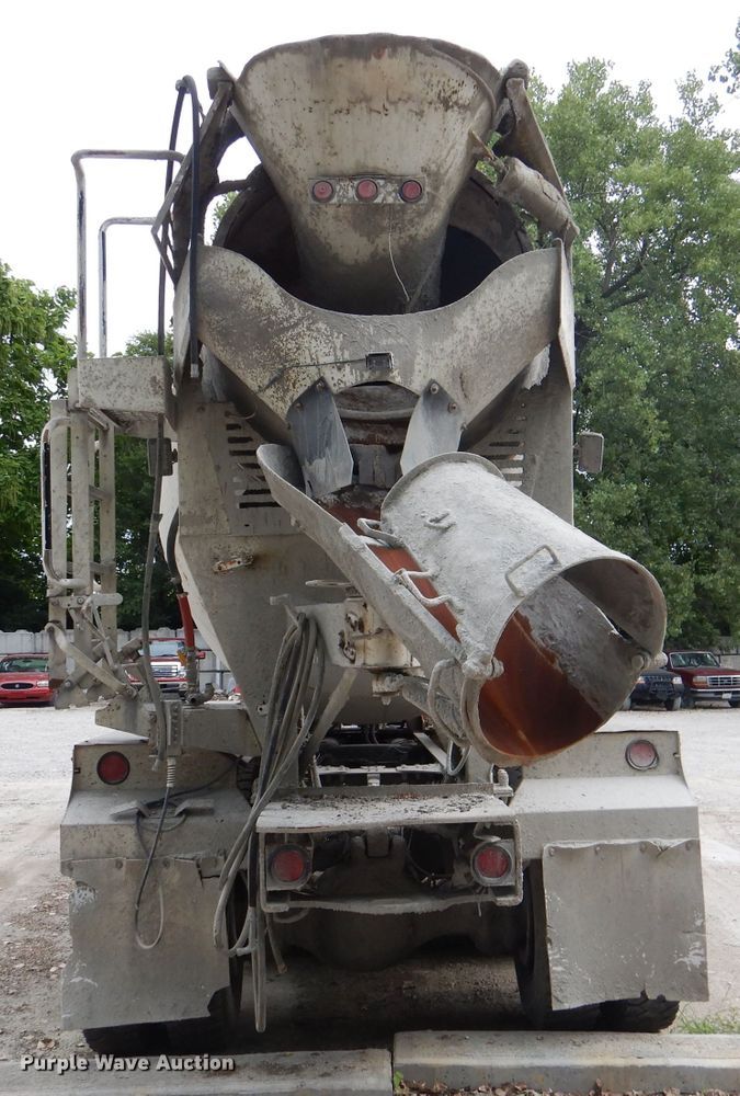 image for item DL3335 2006 Sterling LT8500  ready mix truck