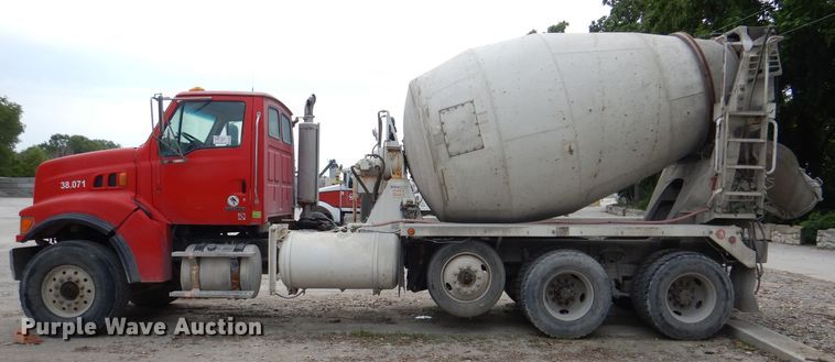 image for item DL3335 2006 Sterling LT8500  ready mix truck
