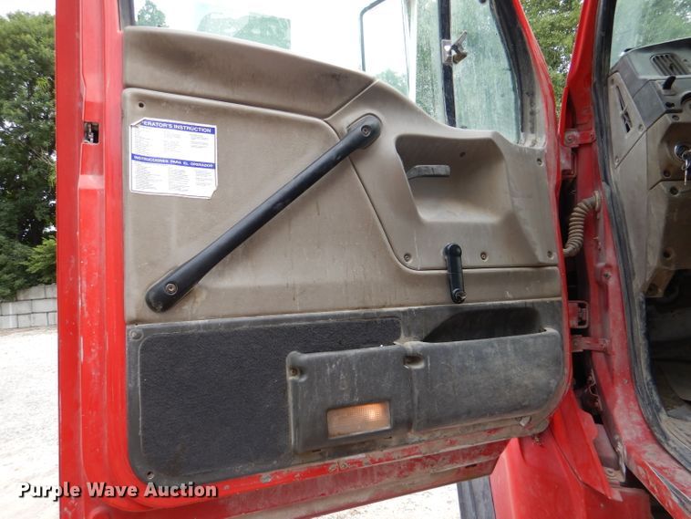 image for item DL3335 2006 Sterling LT8500  ready mix truck