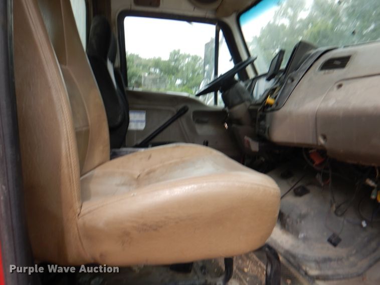 image for item DL3335 2006 Sterling LT8500  ready mix truck