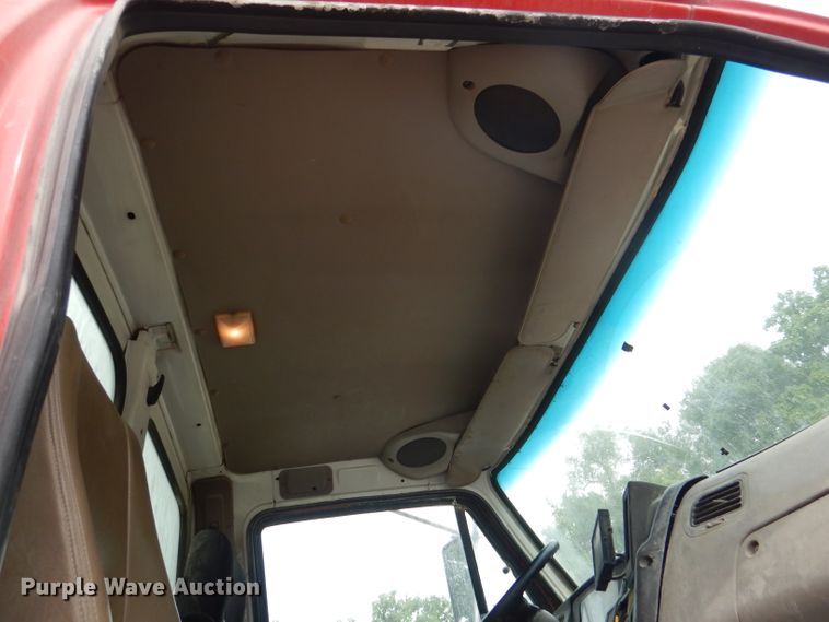 image for item DL3335 2006 Sterling LT8500  ready mix truck