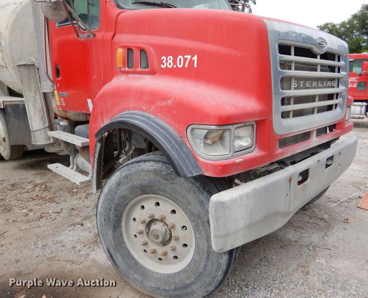 image for item DL3335 2006 Sterling LT8500  ready mix truck