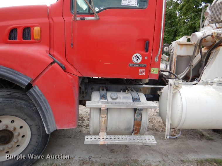 image for item DL3335 2006 Sterling LT8500  ready mix truck
