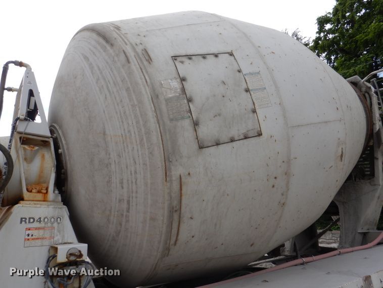 image for item DL3335 2006 Sterling LT8500  ready mix truck