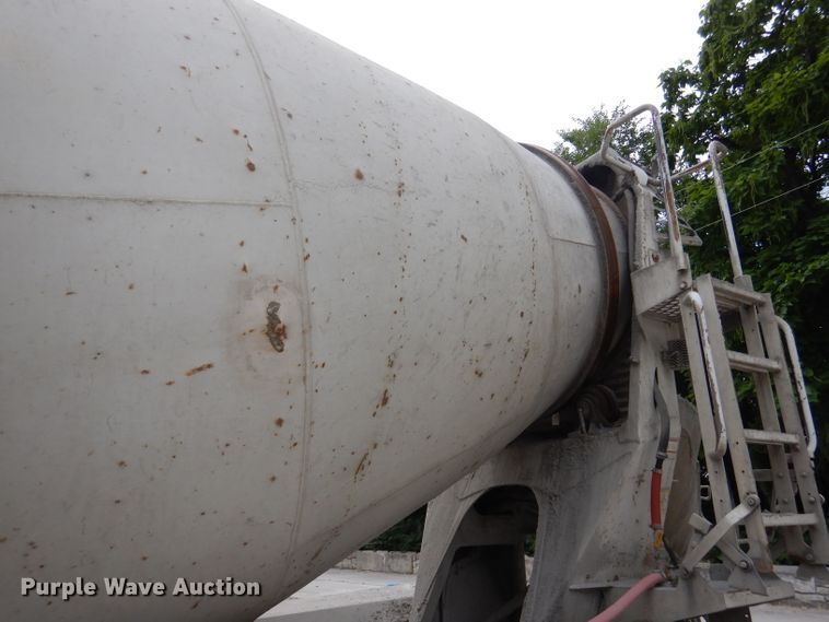 image for item DL3335 2006 Sterling LT8500  ready mix truck