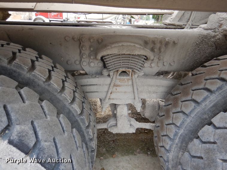 image for item DL3335 2006 Sterling LT8500  ready mix truck