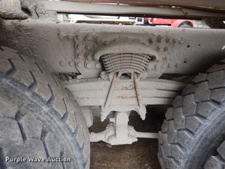 image for item DL3335 2006 Sterling LT8500  ready mix truck