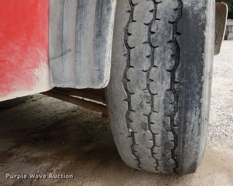 image for item DL3335 2006 Sterling LT8500  ready mix truck