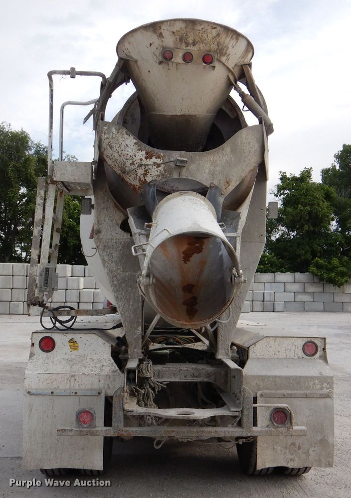 image for item DL3336 2006 International 7700  ready mix truck