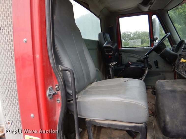 image for item DL3336 2006 International 7700  ready mix truck