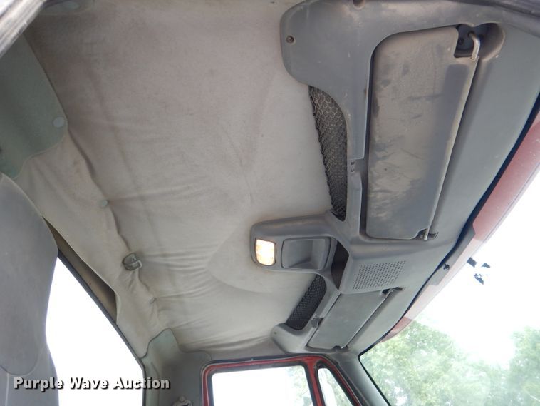 image for item DL3336 2006 International 7700  ready mix truck