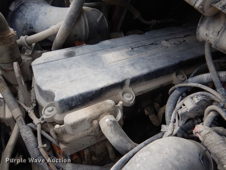 image for item DL3336 2006 International 7700  ready mix truck