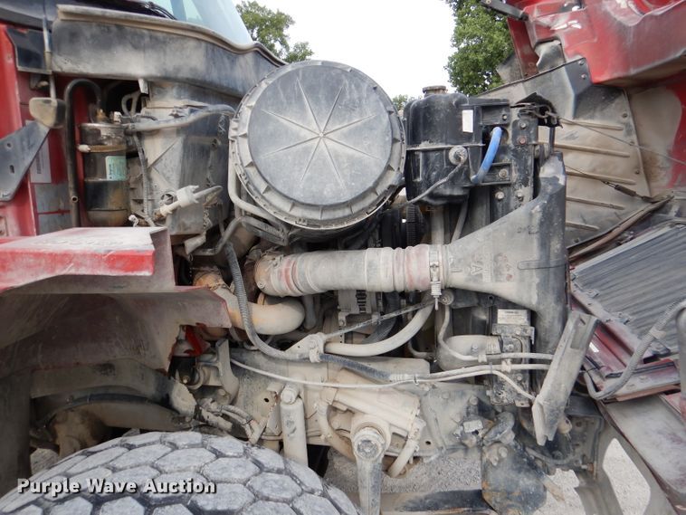 image for item DL3336 2006 International 7700  ready mix truck